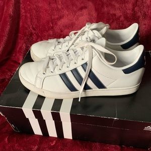 Womens size 9 adidas